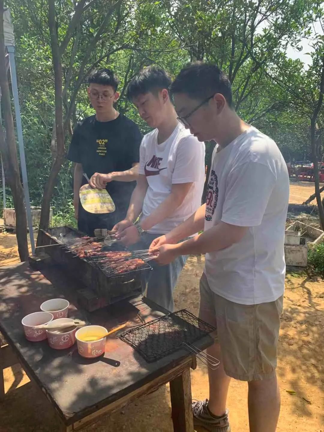 巨精團(tuán)建 | 打卡后官湖濕地公園，頂住高溫出來燒烤的都是真愛呀~